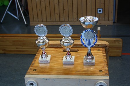 Foto von drei Pokalen
